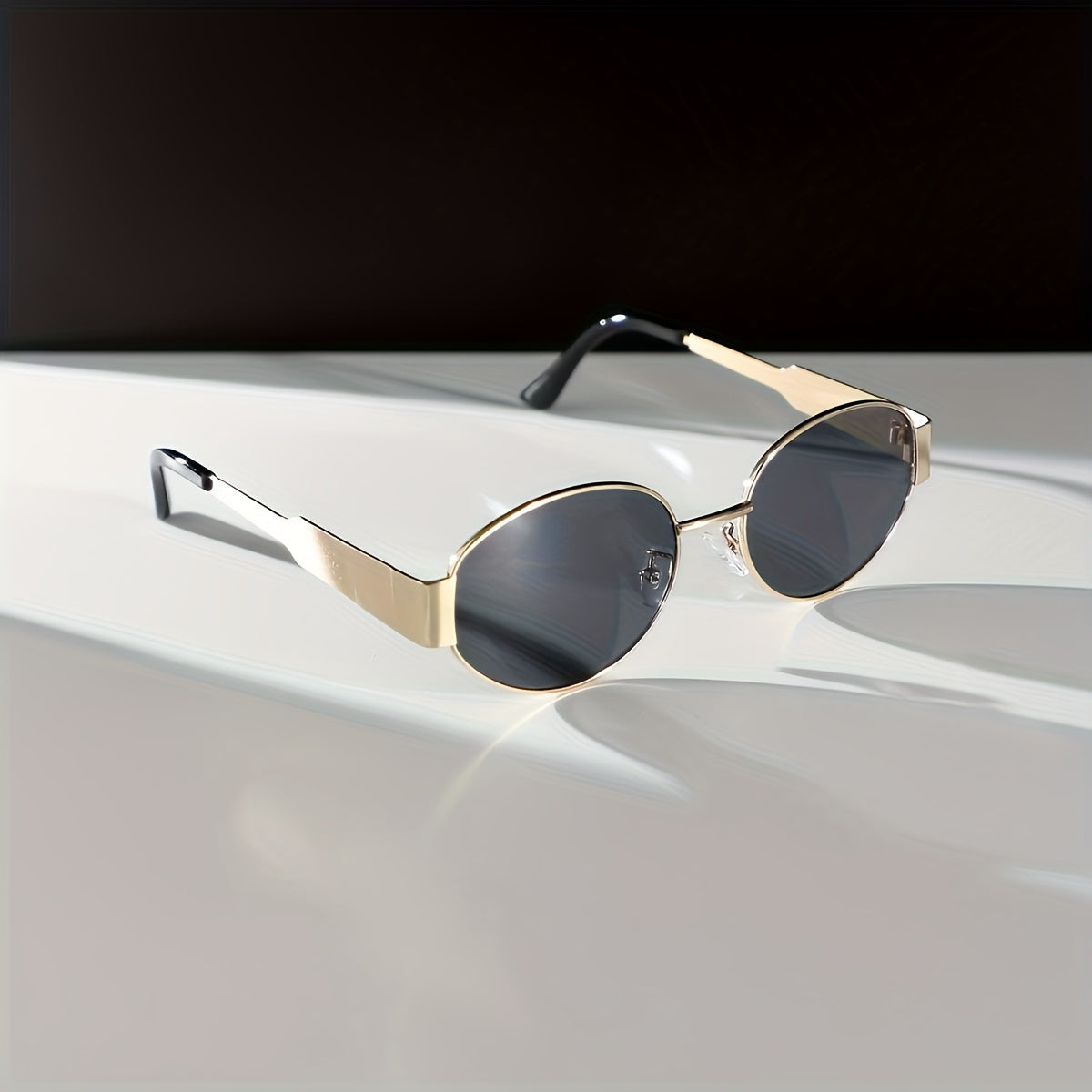 1 pair of chic oval metal fashion glasses - retro inspired, anti-reflective lenses, perfect street style, for both men and women, for family, for friends - BUY24 Live Store