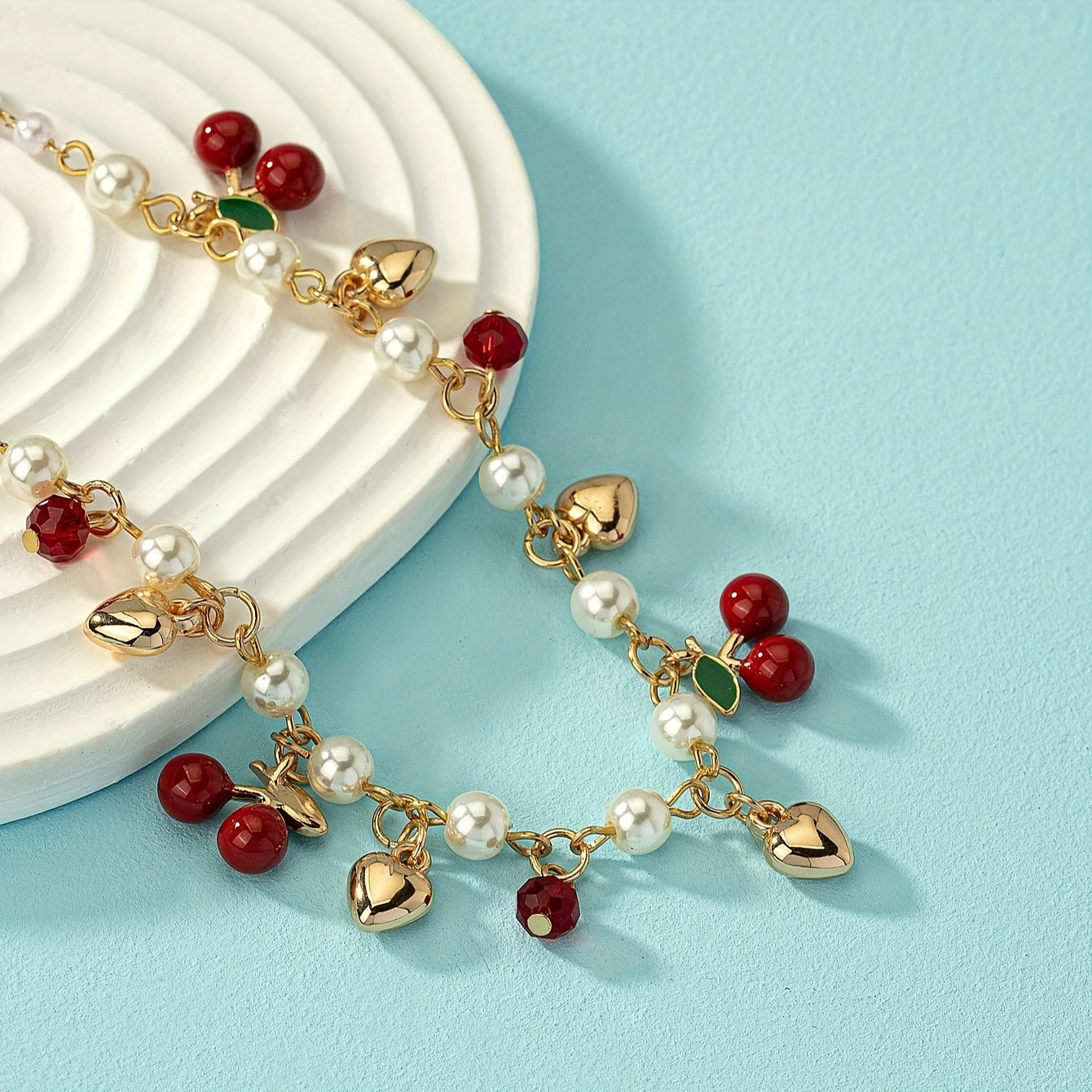 1 Strand Lady's Cherry Beads Golden Heart Shape Charms Design Necklace, Elegant Personality Versatile Party Banquet Daily Wear Jewelry - BUY24 Live Store